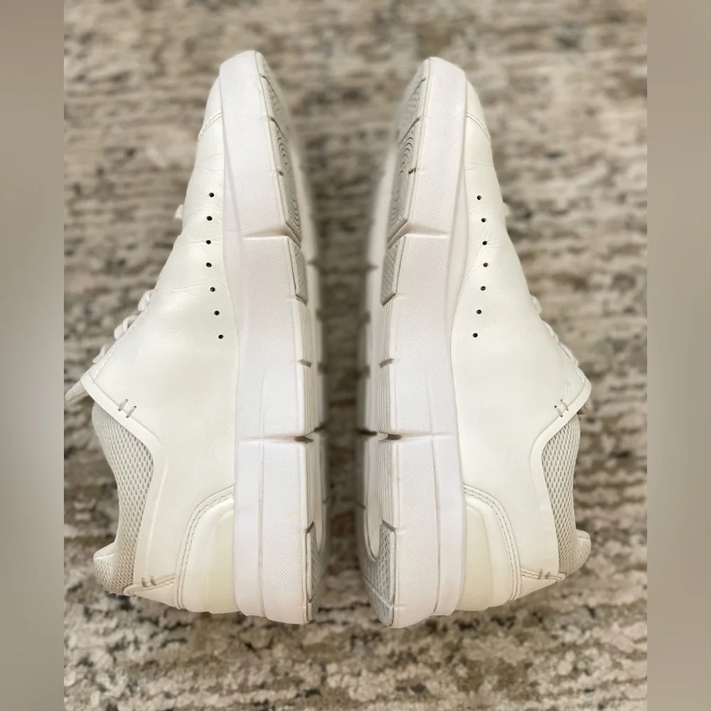 On Cloud The Roger Advantage White Leather Running Athletic Casual Shoes Size 7 - Picture 11 of 15